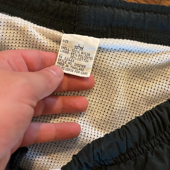 RARE Vintage 1990s Quiksilver Swim Trunks - Picture 4 of 4